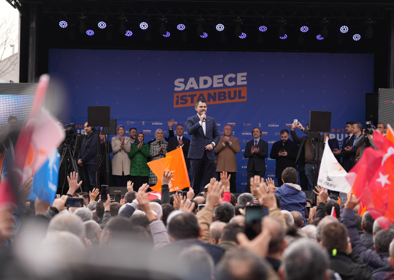 AK Parti İBB adayı Murat Kurum'dan Özgür Özel'e sert yanıt: "Bana en son konuşacak kişi sensin"