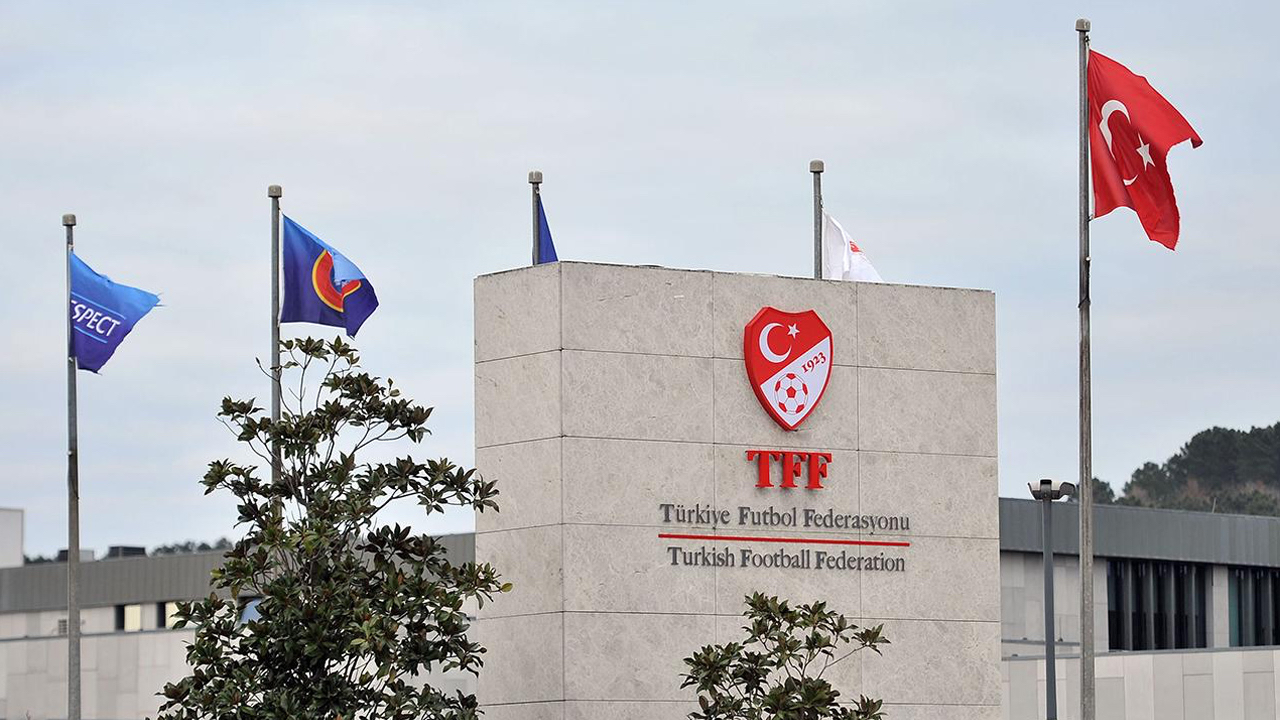 Türkiye Futbol Federasyonu Süper Kupa maçının saatinde değişikliğe gitti
