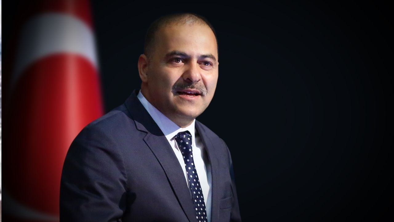 Bakan Yardımcısı Sayan'dan Facebook ve Instagram erişim sorunu açıklaması