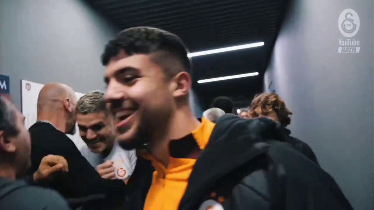 İşte BJK galibiyeti sonrasında Galatasaraylı futbolcuların coşkusu!