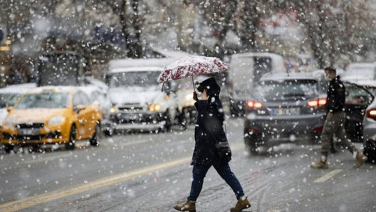 Donacağız! Karla karışık yağmur geliyor! Meteoroloji'den İstanbul dahil çok sayıda kente uyarı...