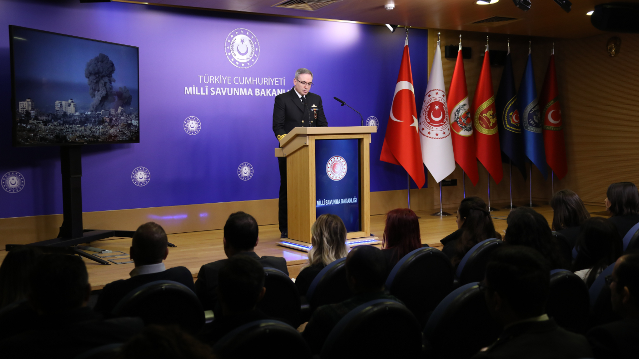 MSB'den ABD'nin skandal ziyaretine tepki: Terörle mücadele teröristlerle yapılmaz