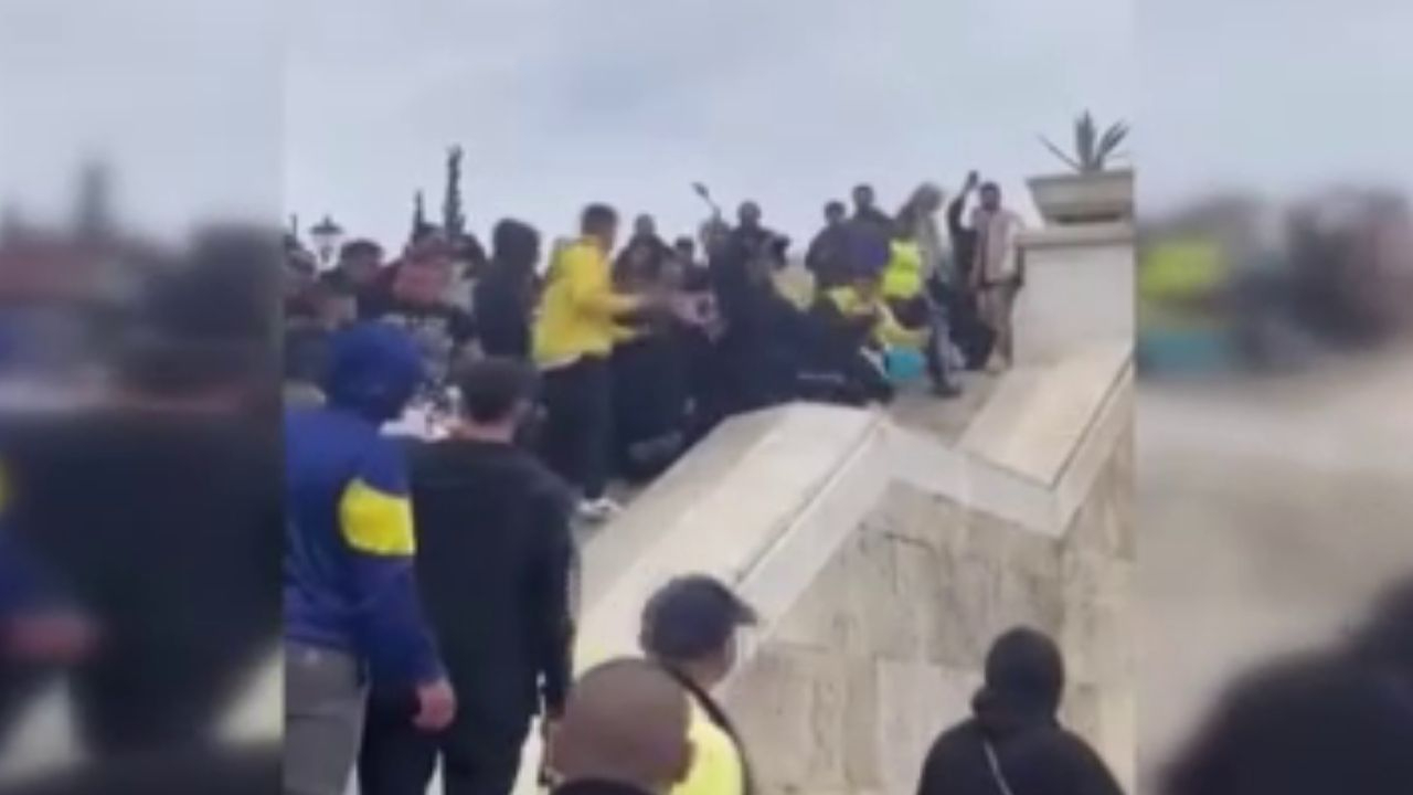İsrailli holiganlar Atina’da bir kişiyi öldüresiye dövdü