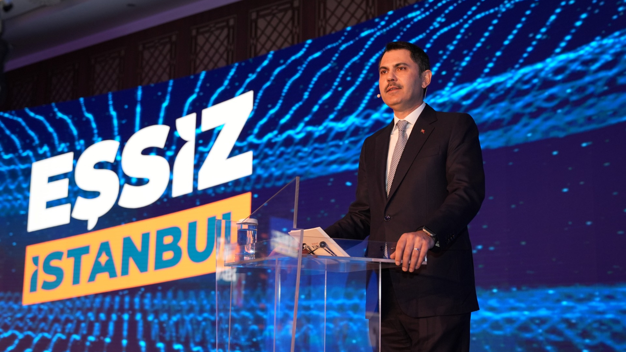 Murat Kurum 'Eşsiz İstanbul Tanıtım Toplantısı'nda İstanbullunun yüzünü güldürecek projelerini açıkladı