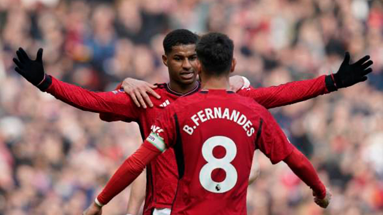 Alejandro Garnacho'nun tarihe geçtiği maçta Manchester United Everton'ı devirdi