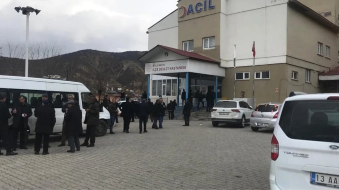 Kaçırdığı kızın evini basan adam dehşet saçtı! Aileyi katletti...