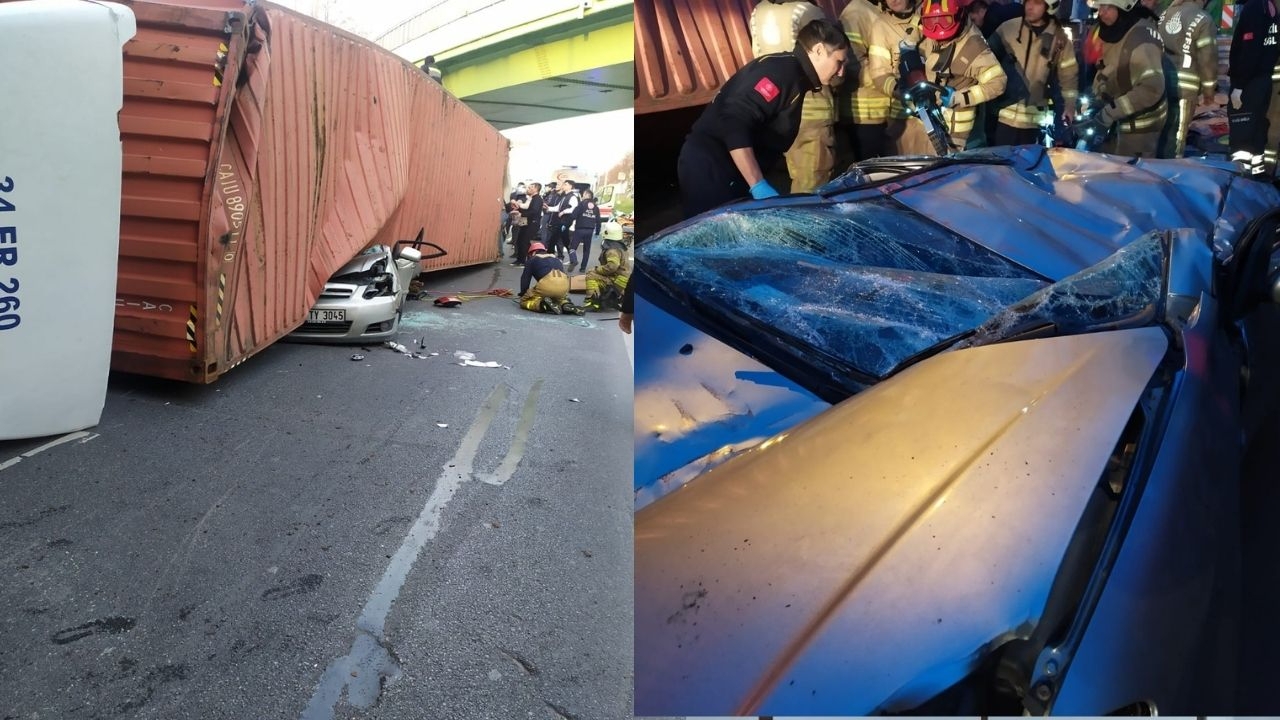 Bakırköy'de üst geçide çarpan TIR otomobilin üzerine devrildi: 4 ölü