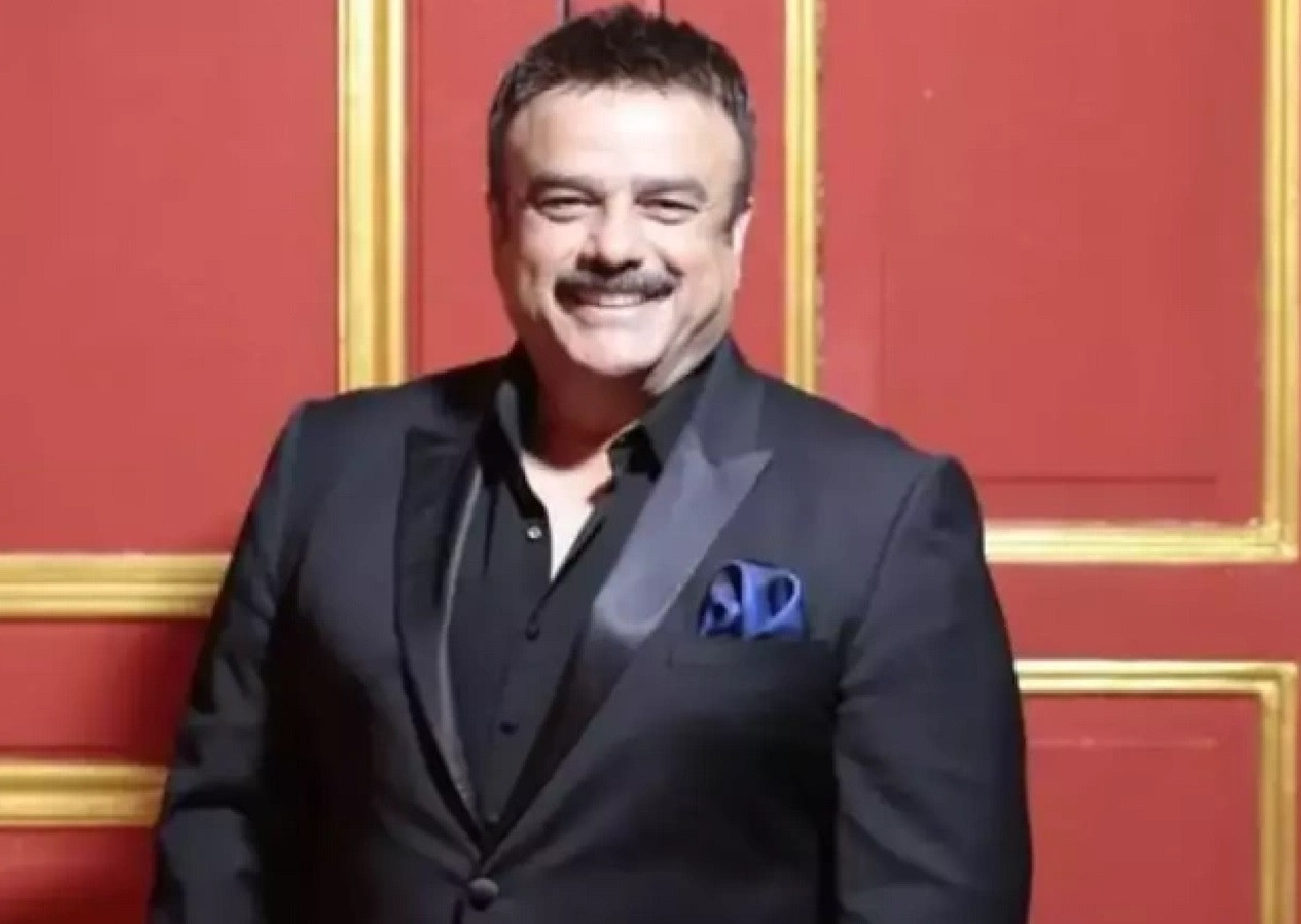Bülent Serttaş ojeli ve etekli erkek sanatçıları hedef aldı! "Yaptıkları bu tür işe saygı duyamıyorum!"
