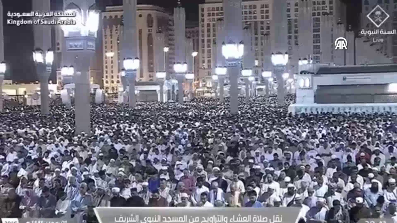 Kabe'de Teravih Namazı kılındı
