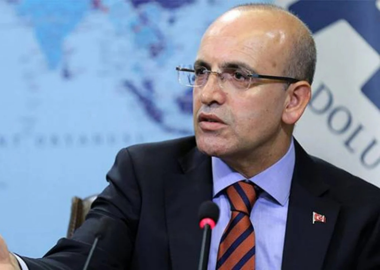 Rekor kırıyordu! Bakan Şimşek: Döviz piyasasındaki oynaklık geçici olarak görülmeli