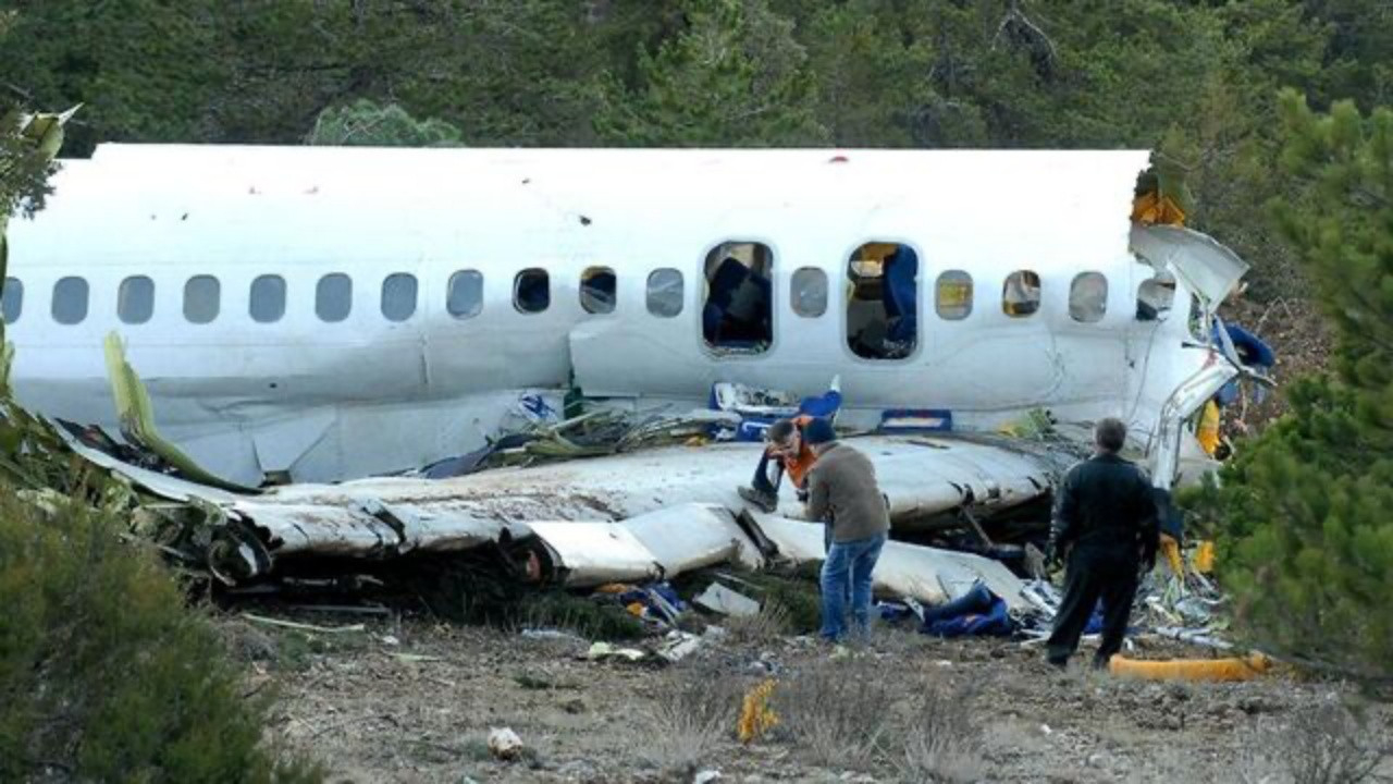 57 kişi hayatını kaybetmişti... Isparta uçak kazası dosyası 17 yıl sonra kapandı!