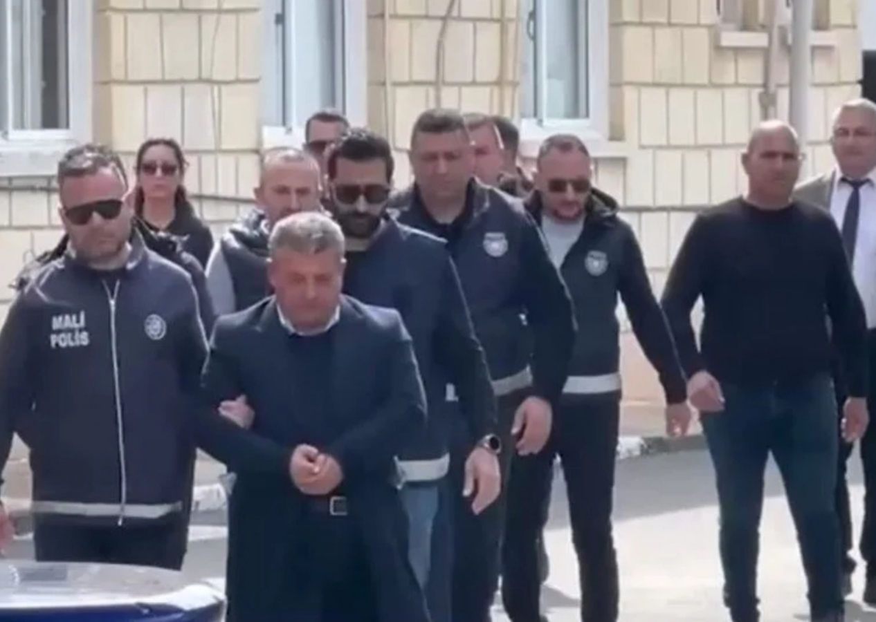KKTC'de 'sahte diploma' skandalı! YÖDAK  Başkan ve yardımcısı rüşvet iddiasıyla tutuklandı...