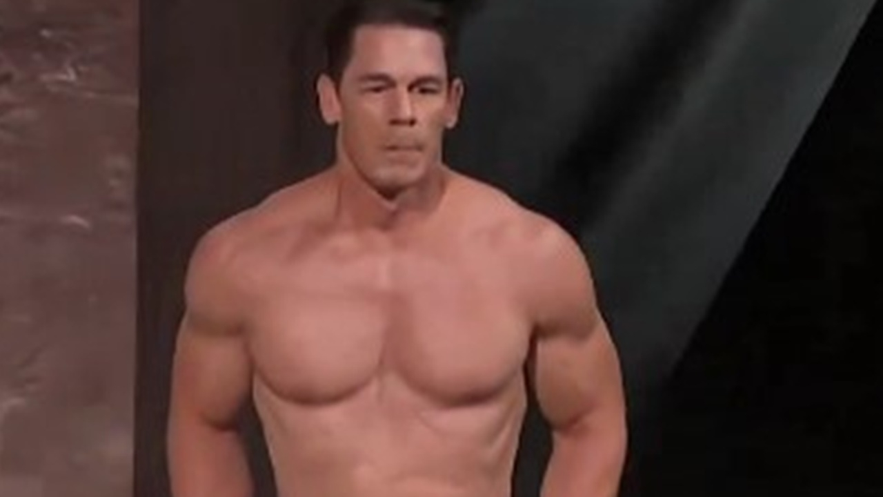 Oscar Ödülleri'nde ilginç anlar! Oyuncu John Cena sahneye çırılçıplak çıktı