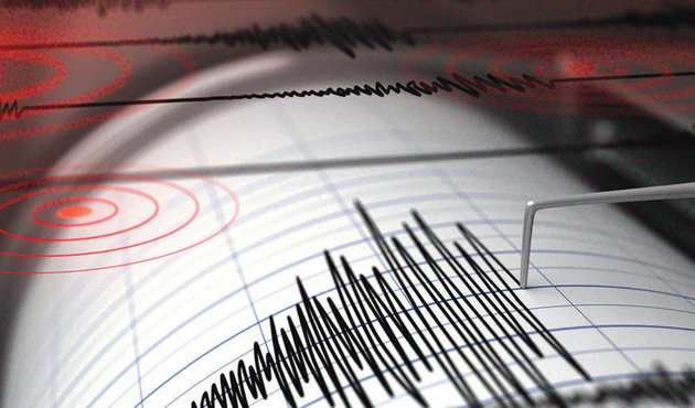 Vatandaşları yatağından fırlatan deprem!