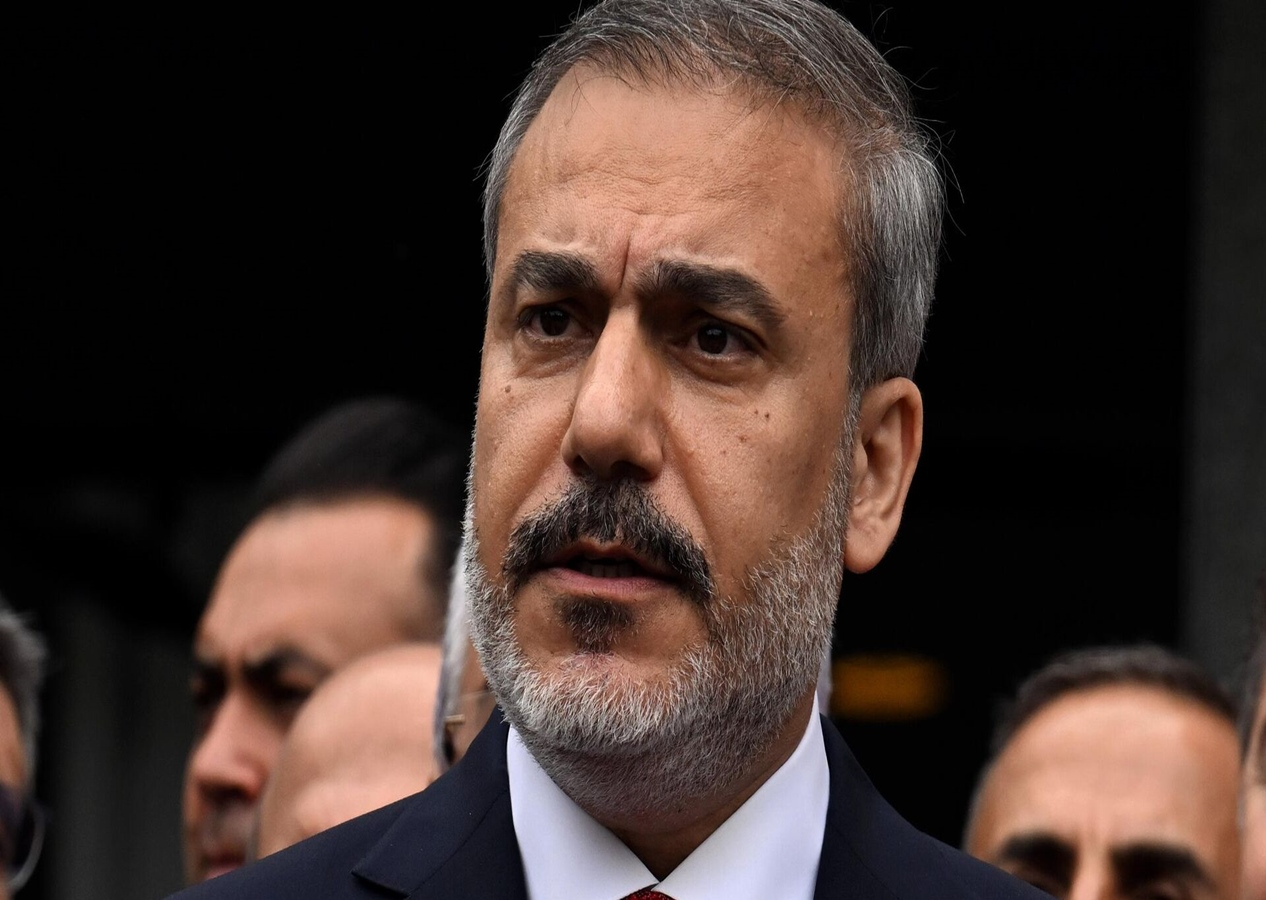 Dışişleri Bakanı Hakan Fidan, Hollanda Dışişleri Bakanı Slot ile telefonda görüştü