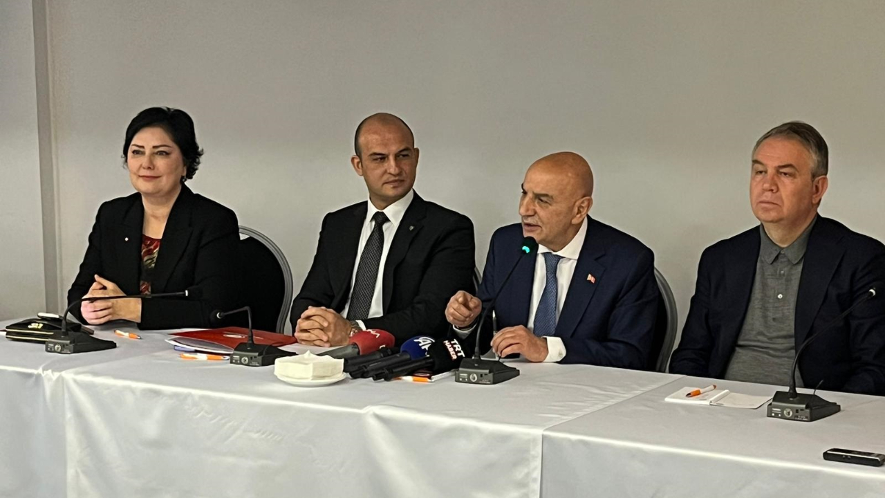 Turgut Altınok: Ankara'yı metro ağlarıyla öreceğiz