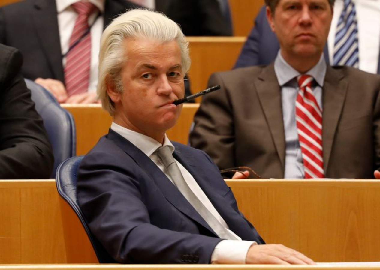 Hollanda'nın ırkçı ve İslam düşmanı lideri Wilders başbakanlıktan çekildi!