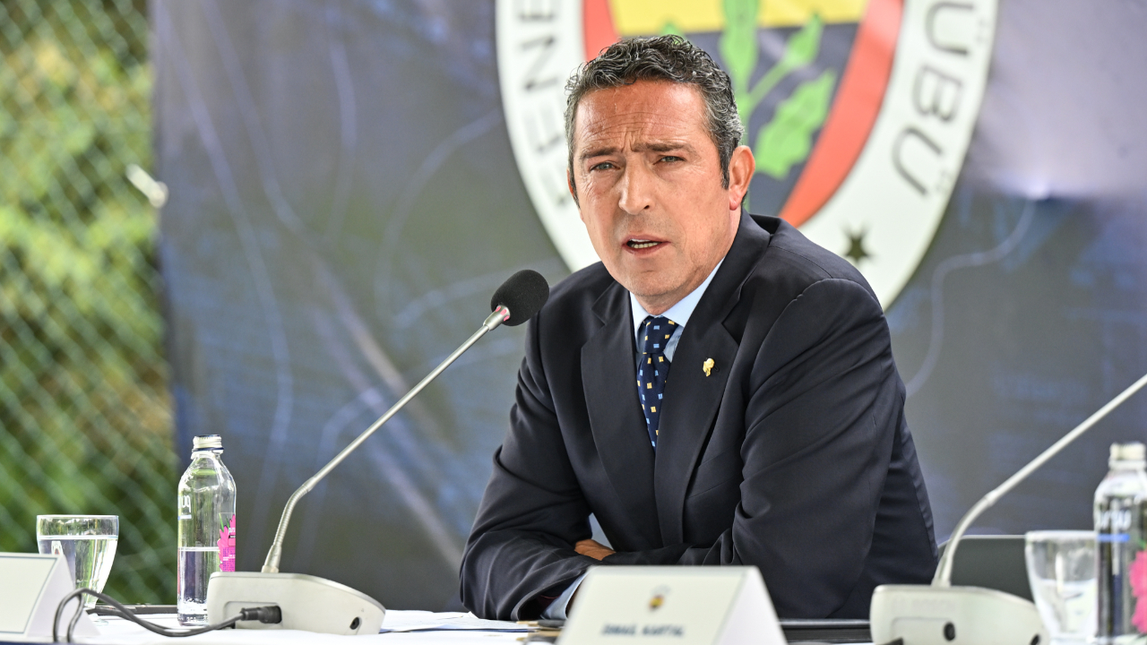 Ali Koç basın toplantısında esti gürledi: "FETÖ'nün en çok sevdiği, gönül bağı kurduğu kulüp Galatasaray'dır"