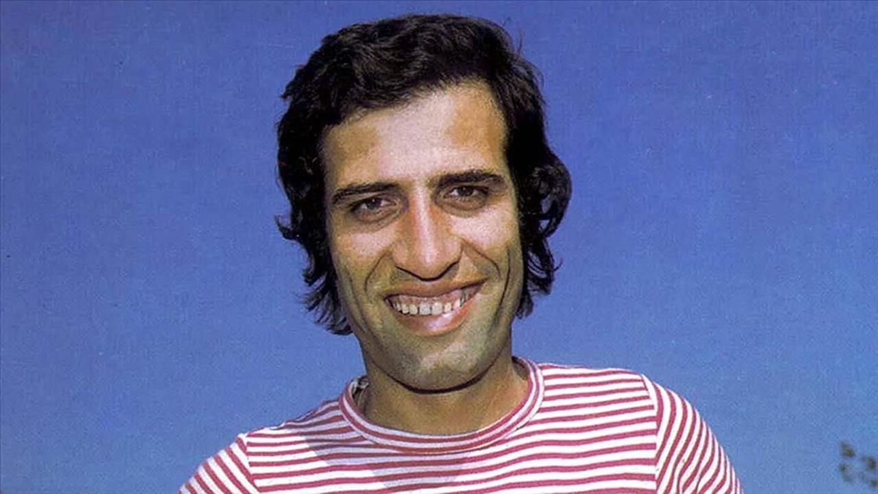 Kemal Sunal, vefatının 25. yılında mezarı başında dualarla anıldı