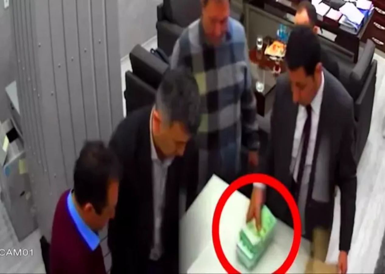 CHP binasındaki para kuleleriyle ilgili kulis bilgisini açıkladı: Eski başkan yardımcısıyla konuştum...