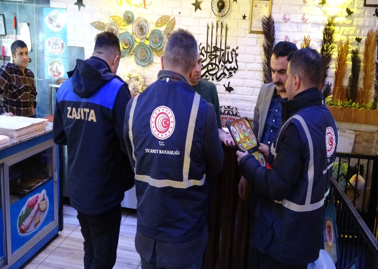 Ticaret Bakanlığı 17 ildeki restoran, lokanta ve kafeleri denetledi!