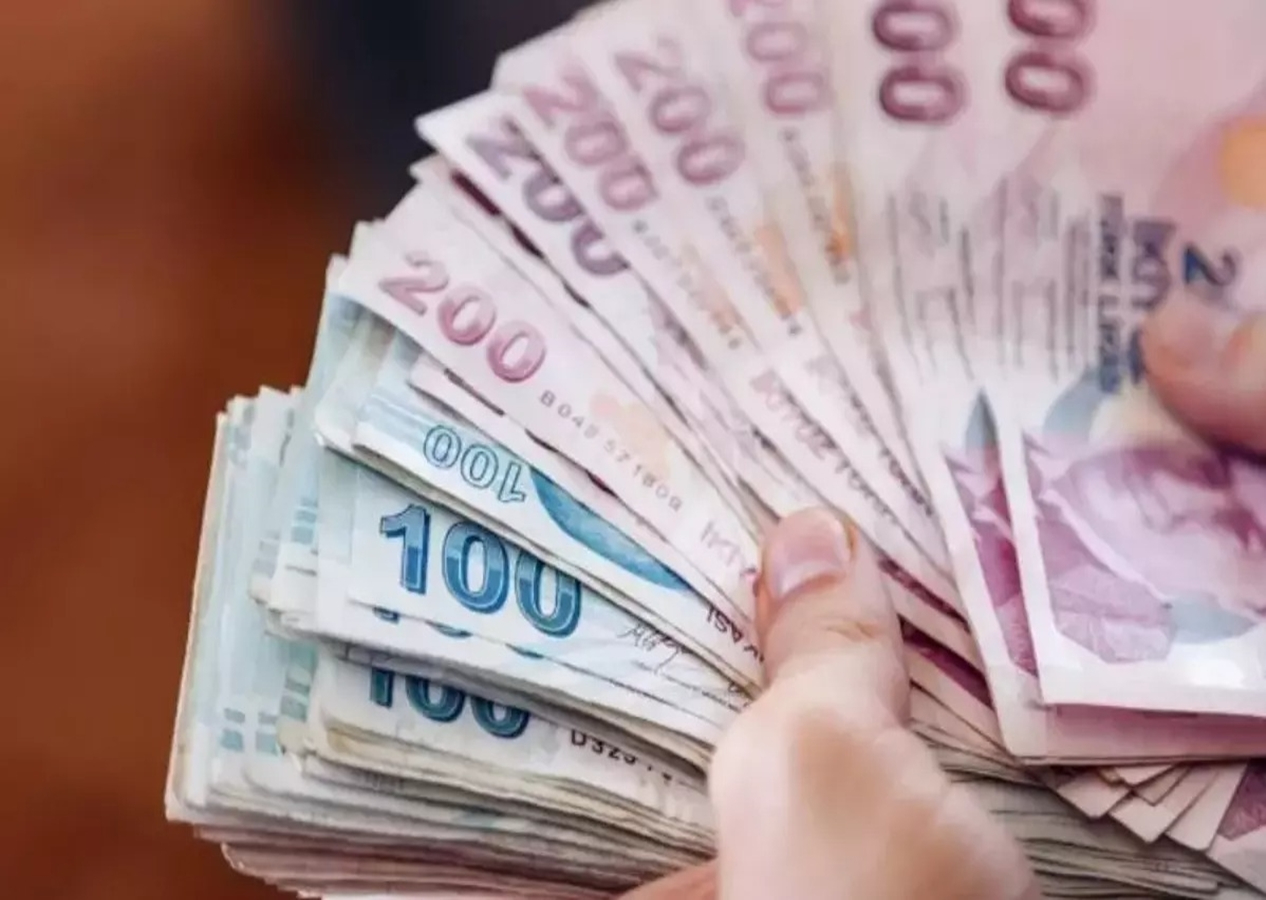 Düşük maaş alana büyük destek! Emekli için özel kart