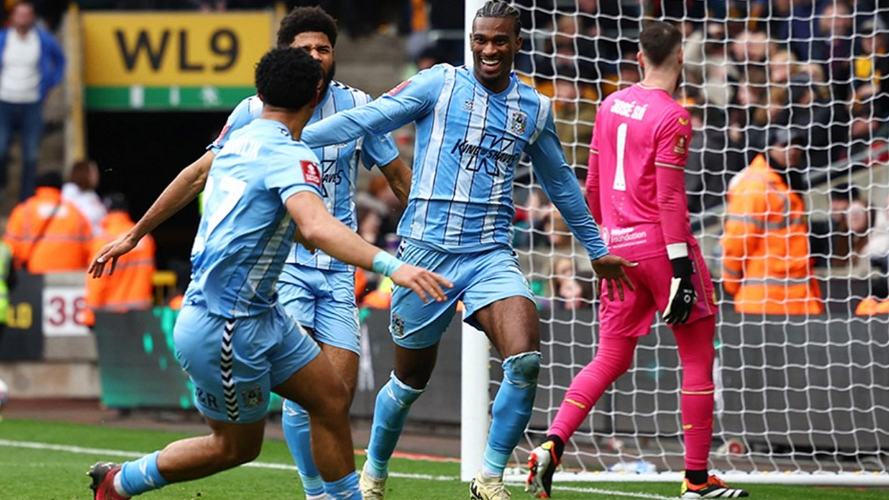 Eski Antalyasporlu Haji Wright gol attı, 37 yıl sonra bir ilk gerçekleşti! Bu sezon fırtınalar estiriyor...
