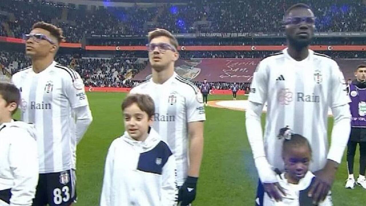 Beşiktaşlı futbolcular "epilepsi" için taktı!