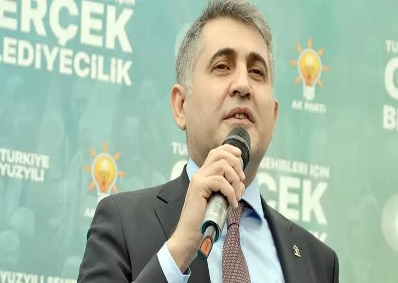 AK Parti Batman Belediye Başkan Adayı Adil Sebati Ceylan, yuva kuranlara "100 bin TL" destek sözü verdi