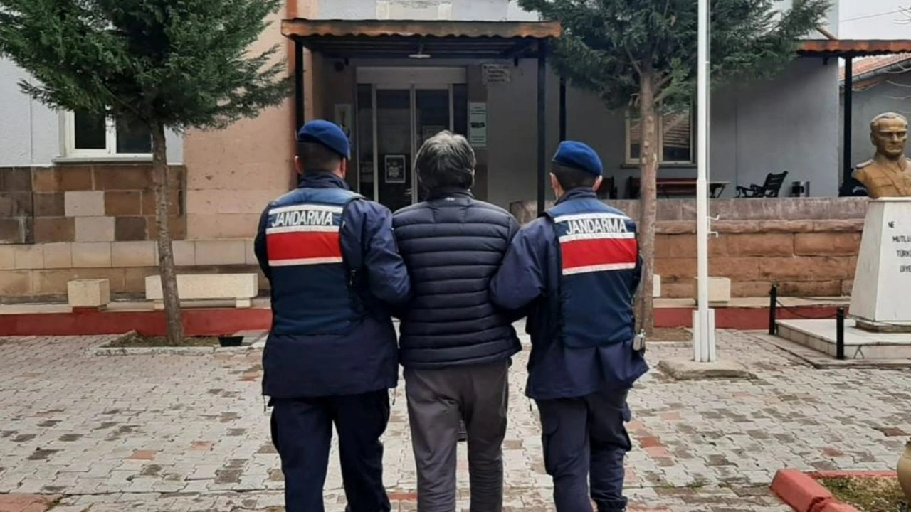 Firari FETÖ hükümlüsü ihraç pilot üsteğmen yakalandı