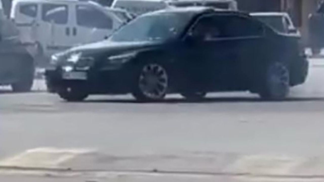 Ekipler tespit etti! Drift yapan iki sürücü yakalandı!