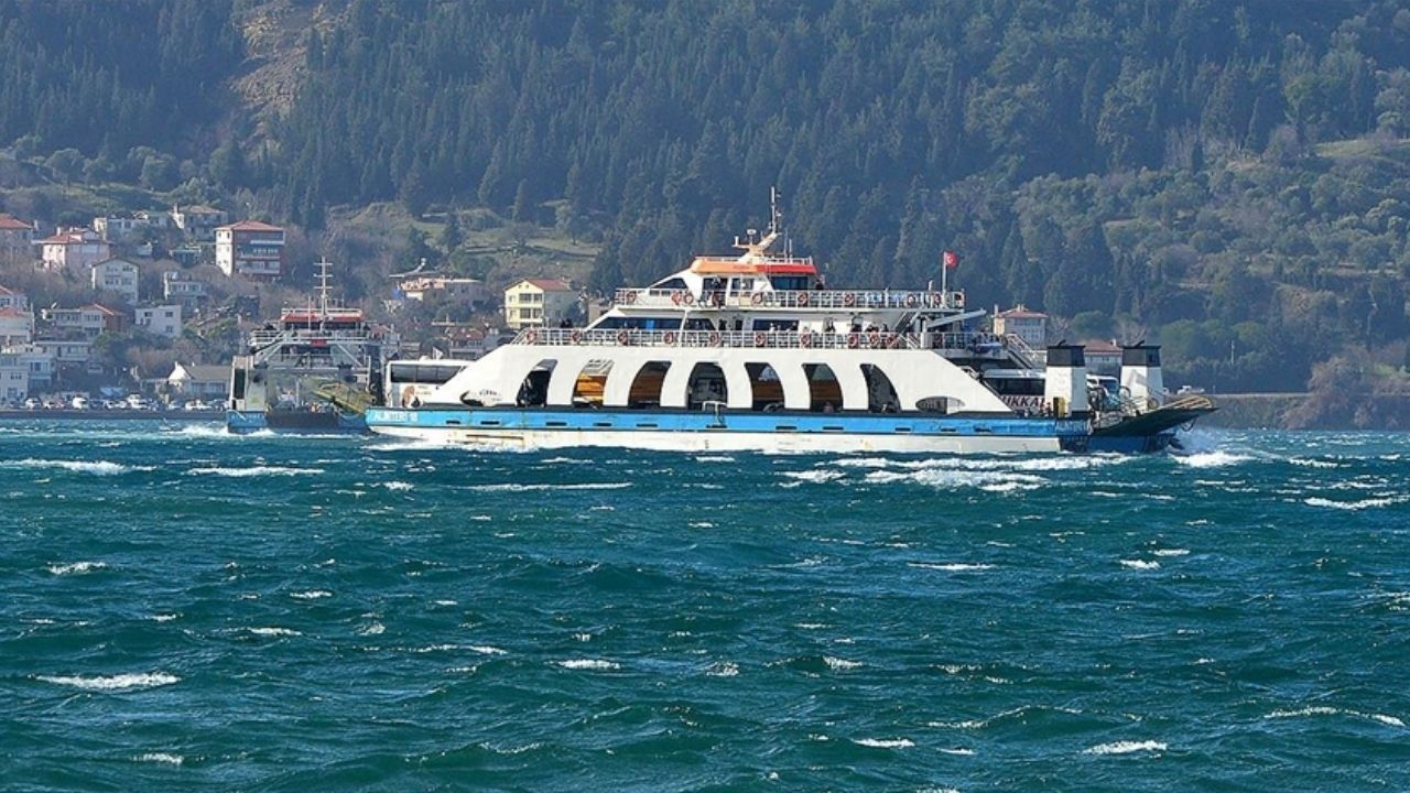 Bozcaada’ya yarınki bazı feribot seferleri iptal edildi