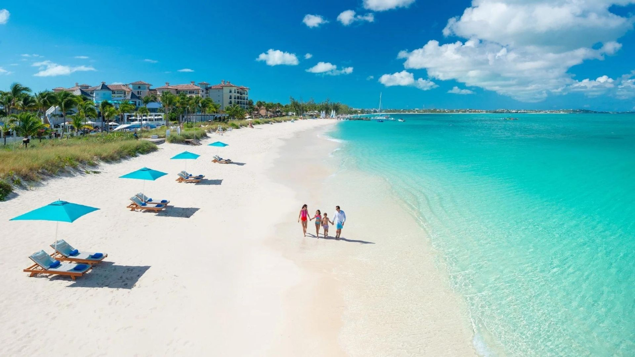 Turks ve Caicos Adaları nerede? Caicos Adaları Türkiye'nin mi? Turks and Caicos Islands Türklerin mi?