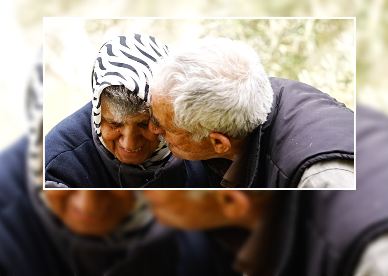 Gaziantep Büyükşehir Moral Evi'nde yarım asırlık bir aşk hikayesi... 3 yıl önce Alzheimer tanısı konulan eşini bir an olsun yalnız bırakmıyor