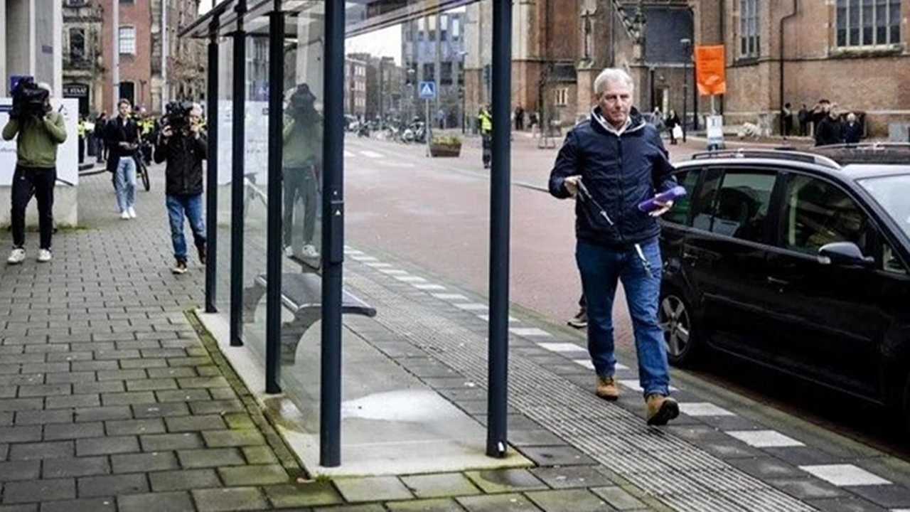 Kur'an-ı Kerim'e çirkin saldırı: Hollandalı ırkçı grup lideri gözaltında