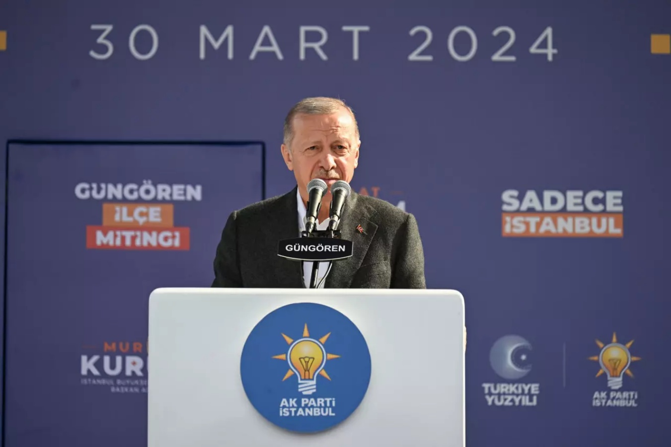 Cumhurbaşkanı Erdoğan'dan yerel seçimlere saatler kala dikkat çeken mesaj: İstanbul'u bu hale düşürenler utansın!