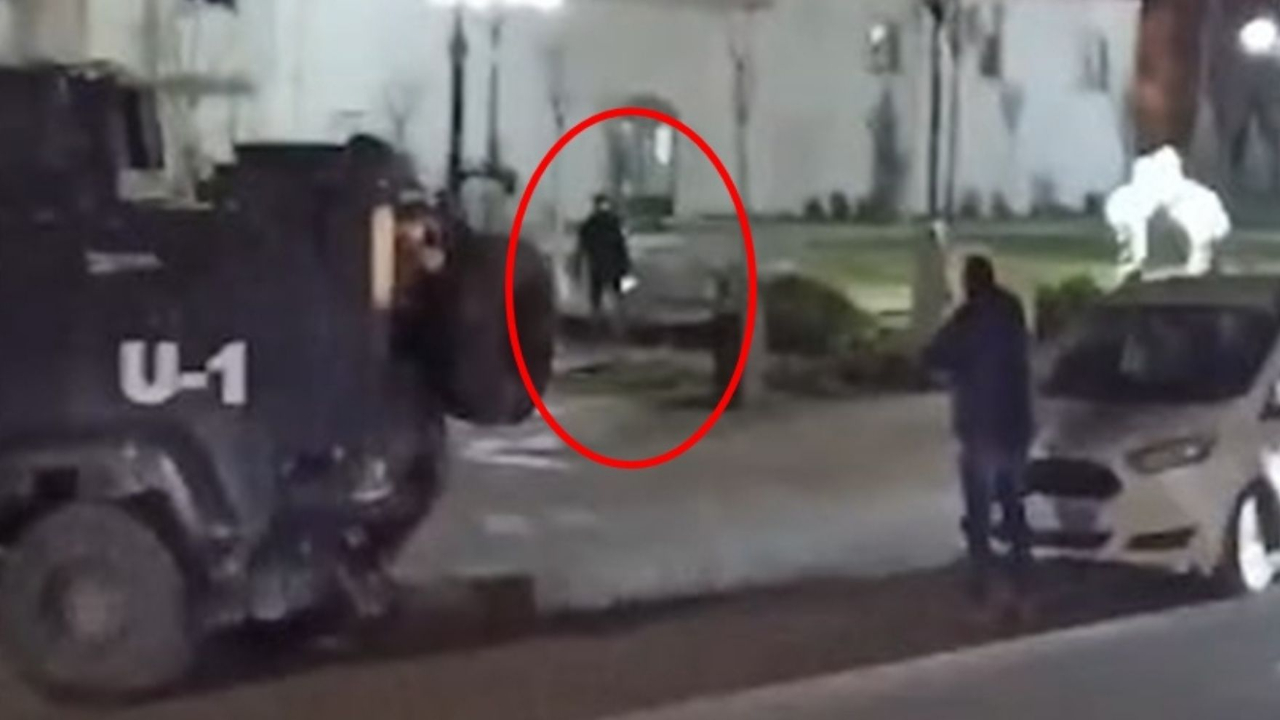 Uyuşturucu kullanan şahıs kalaşnikofla havaya ateş açtı