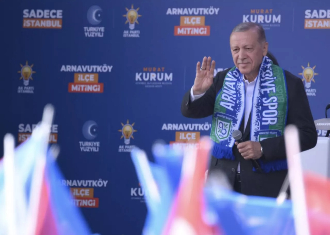 Cumhurbaşkanı Erdoğan'dan bir ilçeye metro müjdesi: İstanbul pazartesi günü başka bir yöne açılacak!