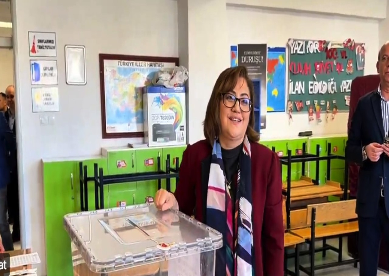 Gaziantep Büyükşehir Belediye Başkanı Fatma Şahin, 31 Mart yerel seçimler için oyunu kullandı