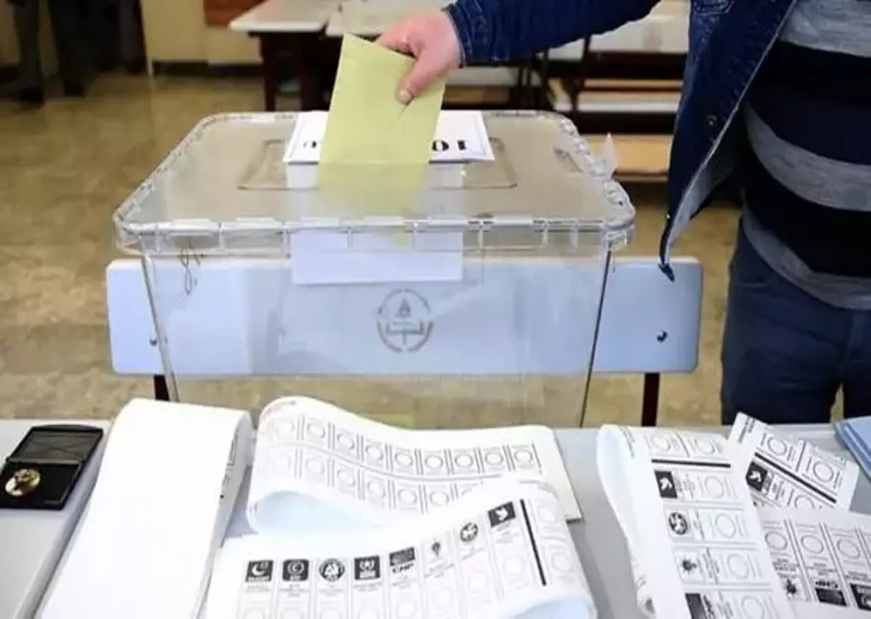 Zonguldak Ereğli 'de sandık başında kalp krizi! CHP'li isim hayatını kaybetti
