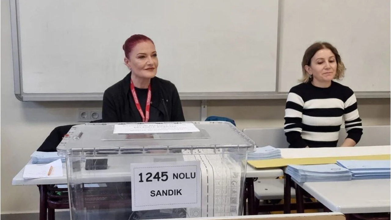 Seçmene sürpriz! Candan Erçetin Sandık Kurulu Üyesi oldu