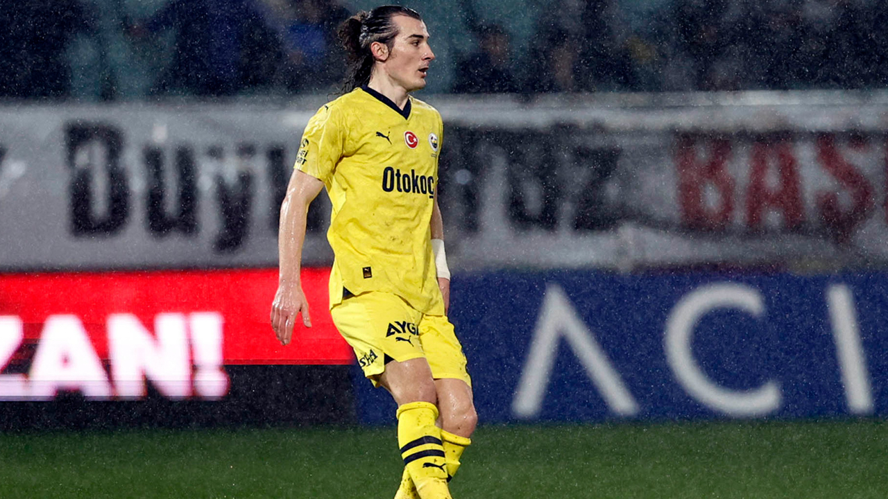 Fenerbahçe'ye Çağlar Söyüncü'den yıkan haber geldi! Yıldız oyuncunun kaçıracağı maçlar belli oldu