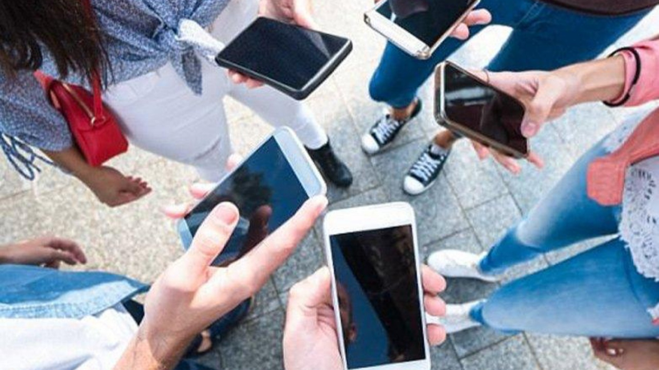 Süre uzatıldı! Yurt dışından getirilen telefonlara yeni düzenleme