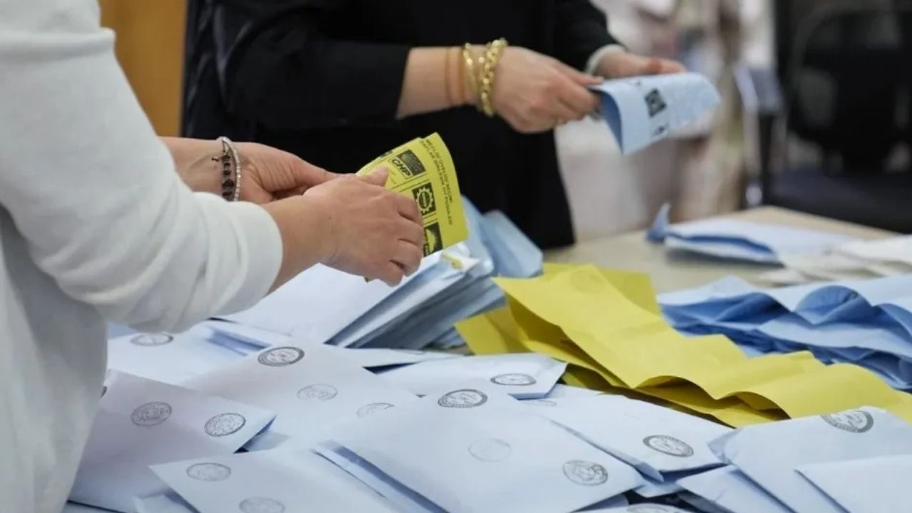 AK Parti itiraz etti oylar yeniden sayılıyor