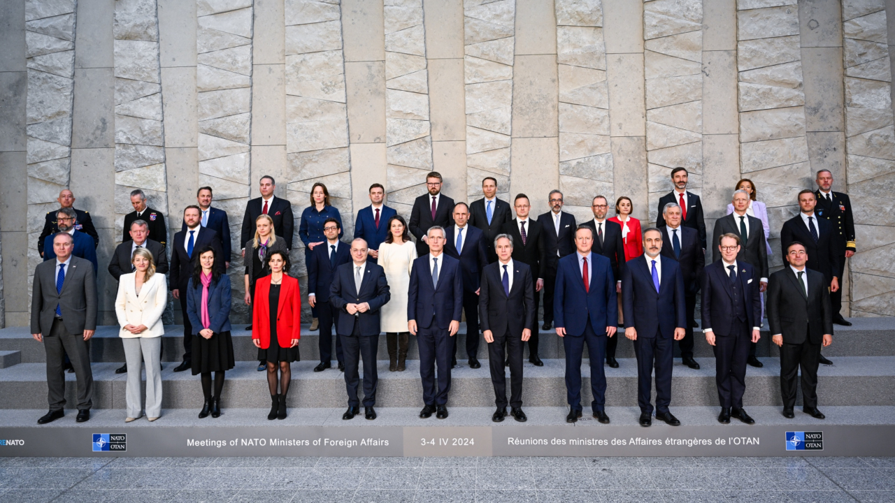 Bakan Fidan NATO Dışişleri Bakanları Toplantısı'nda mevkidaşları ile görüştü