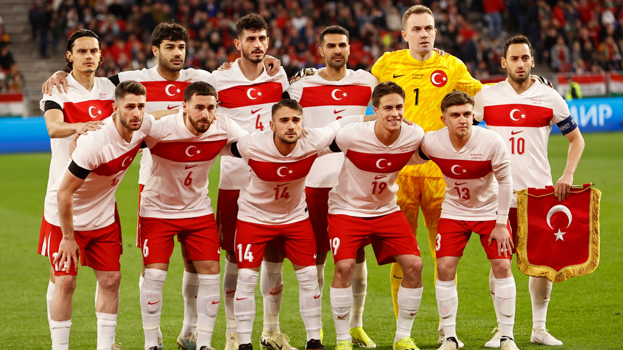 A Milli Takım'a büyük şok! FIFA açıkladı: 5 sıra geriye gittik