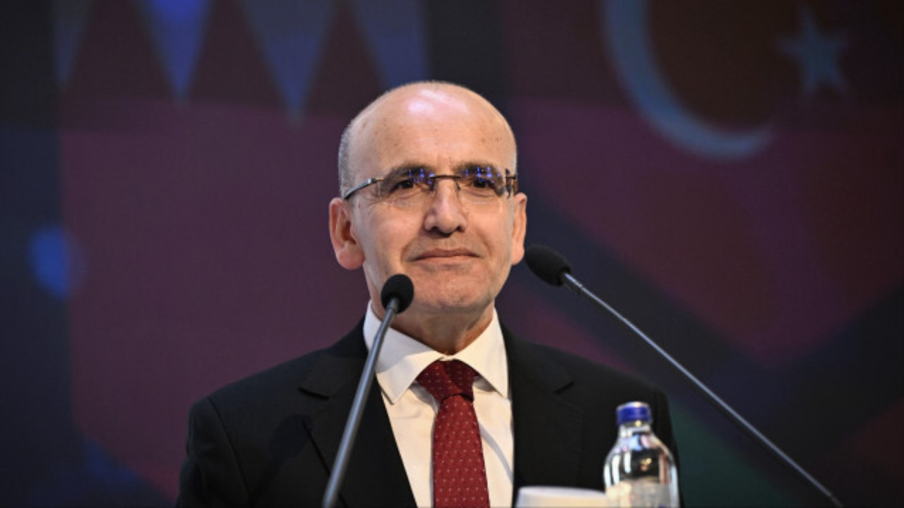 Bakan Şimşek: Dış ticaret açığındaki iyileşme 14,3 milyar dolara ulaştı