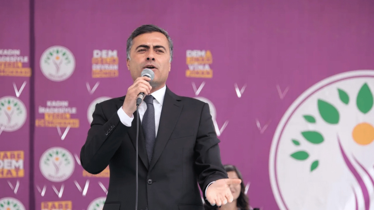 YSK, Van için gerekçeli kararı açıkladı: Zeydan seçilme yeterliliği taşımaktadır!