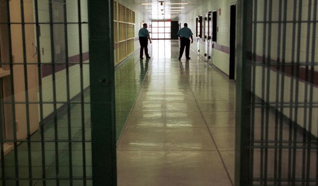 Cezaevleri doldu, 353.749 kişi adli kontrolle serbest kaldı!