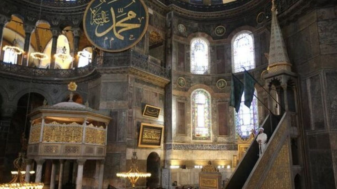 Siyasilerden Kadir Gecesi mesajları